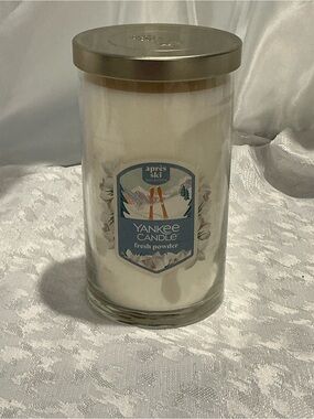 Yankee Candle Fresh Powder Jar Candle
